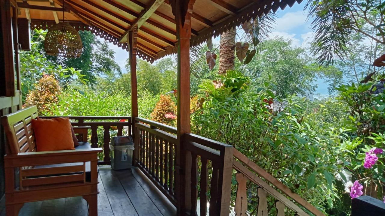 Paradijs Van Java Salatiga Exterior photo